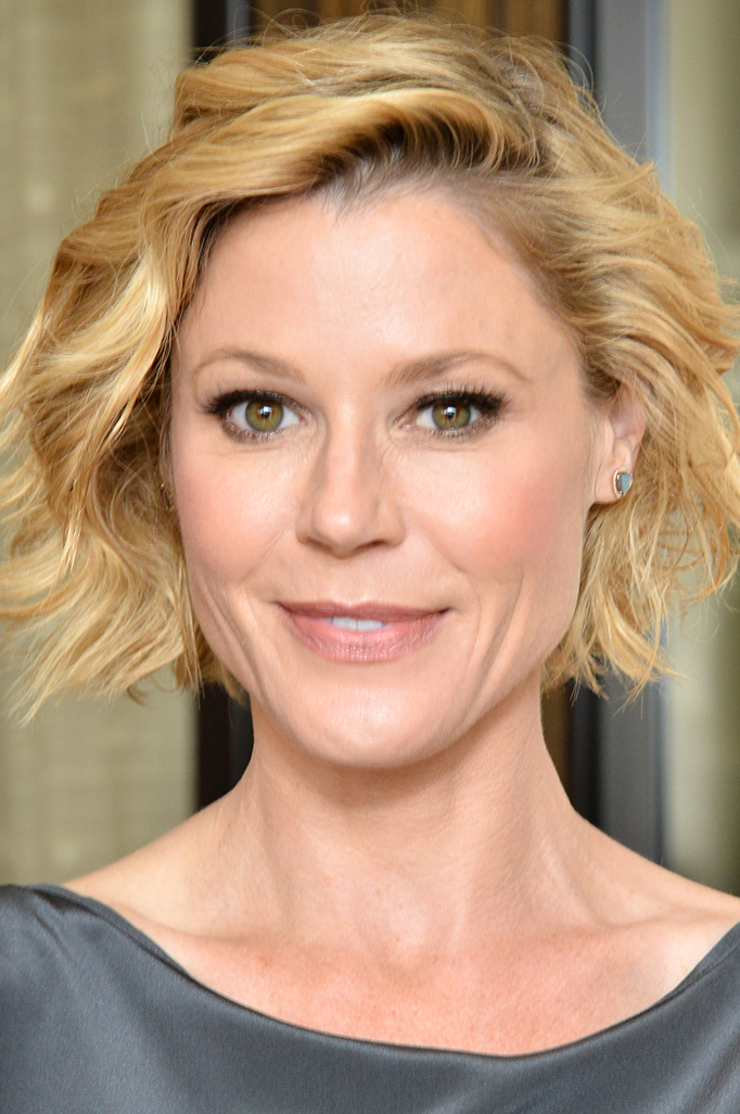 Julie Bowen Profile and Personal Info