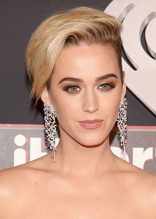 How To Do Katy Perry’s iHeart Radio Makeup | BEAUTY/crew