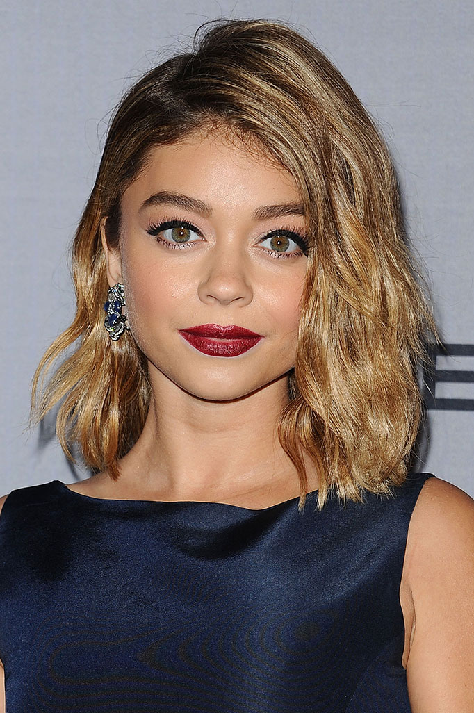 Sarah Hyland Shows Off Her Natural Curls On Instagram | BEAUTY/crew