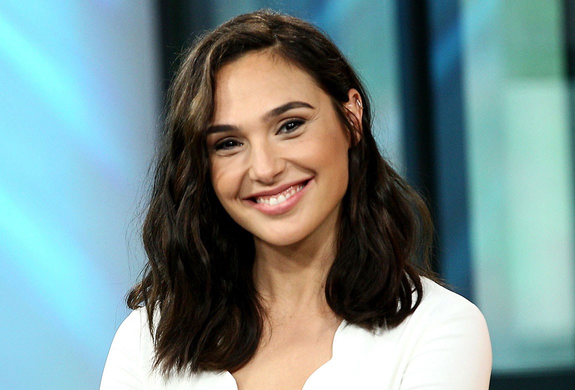 Wonder Woman Gal Gadot’s Beauty Evolution | BEAUTY/crew