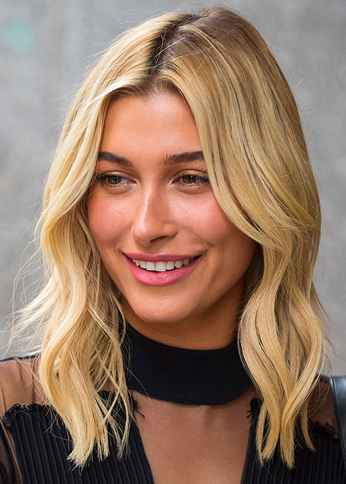 How Hailey Baldwin Styles Ugg Boots For Summer Who What Wear