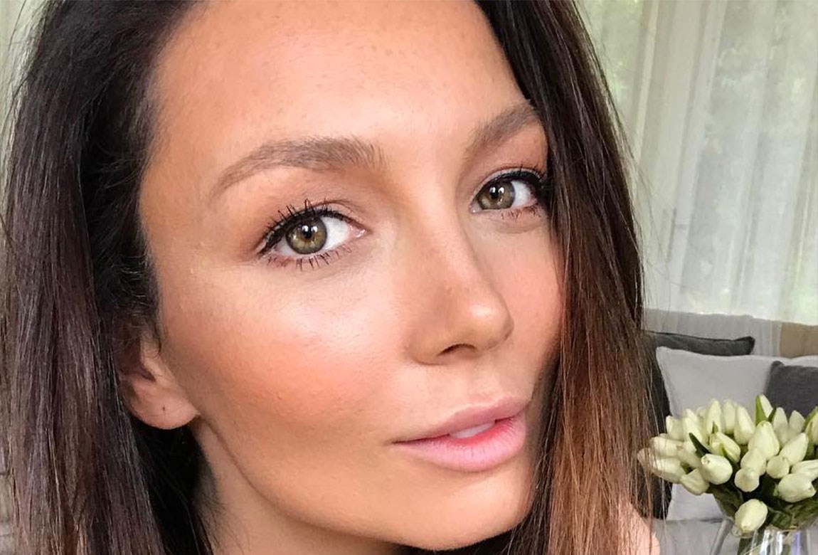 Ricki-Lee Coulter's 5 Must-Read Makeup Tips | BEAUTY/crew
