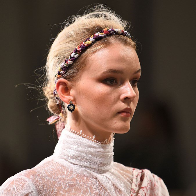 The Hair Accessories You’re About To See Everywhere | BEAUTY/crew