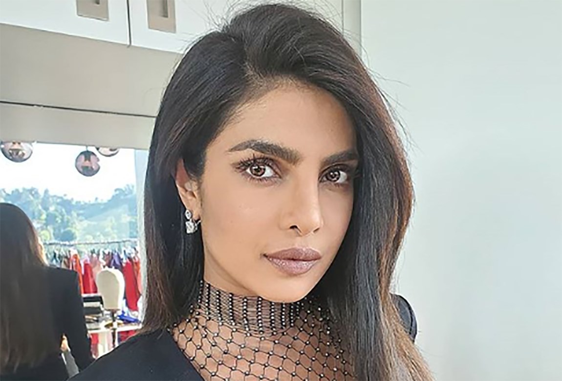 Priyanka Chopra Just Debuted A Blonde Lob In Paris And We’re Freaking Out Beauty Crew
