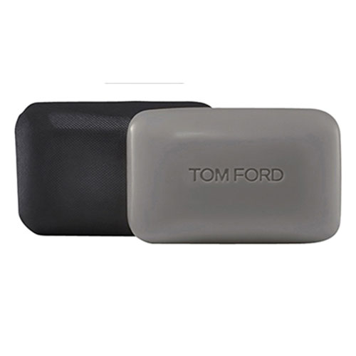 Tom Ford Oud Wood Bar Soap Review | BEAUTY/crew