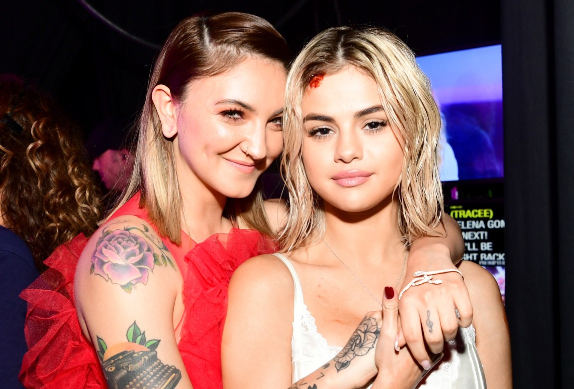 Selena Gomez And Julia Michaels Just Got Matching Tattoos | BEAUTY/crew