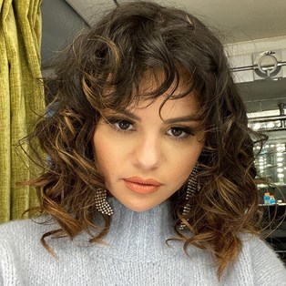 Selena Gomez Just Got The Cutest Bob Cut Beauty Crew