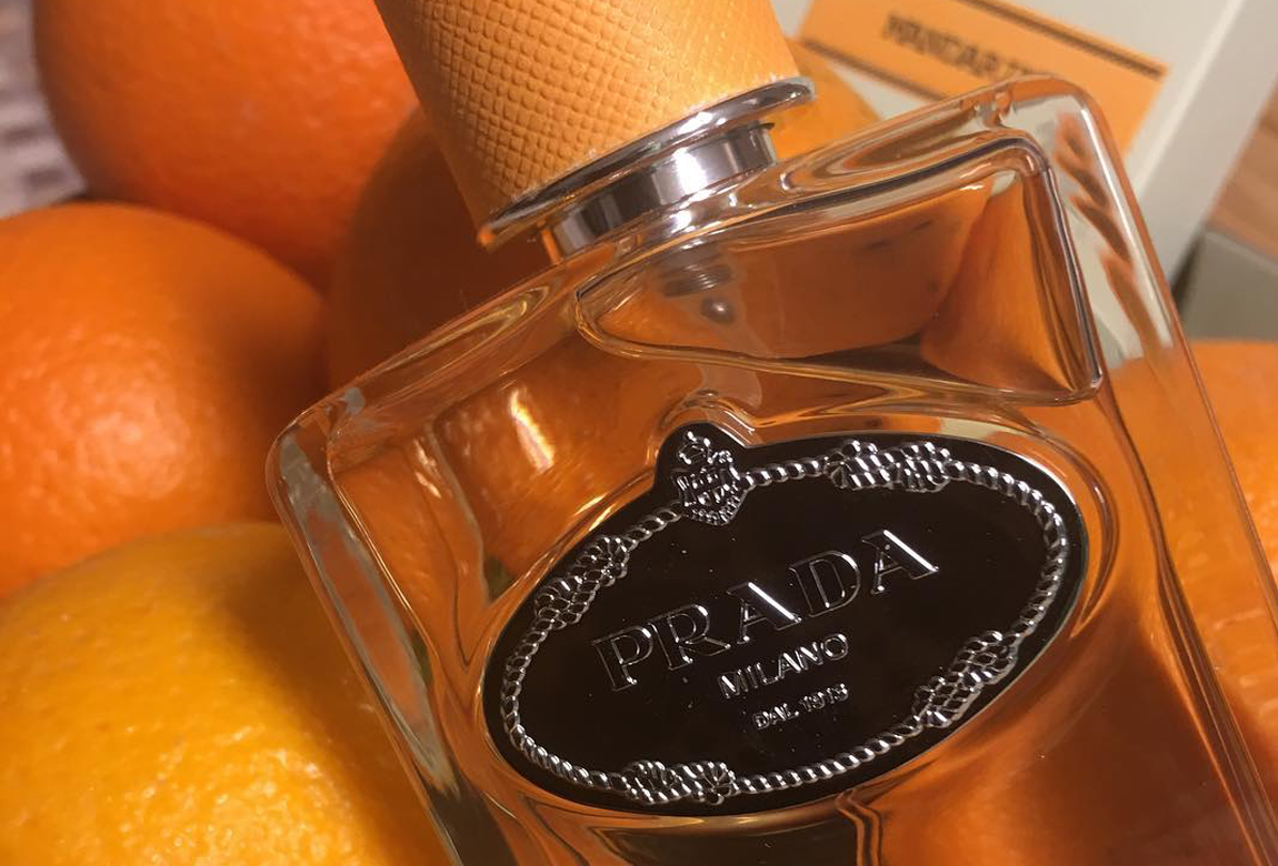 perfume fruity fragrance