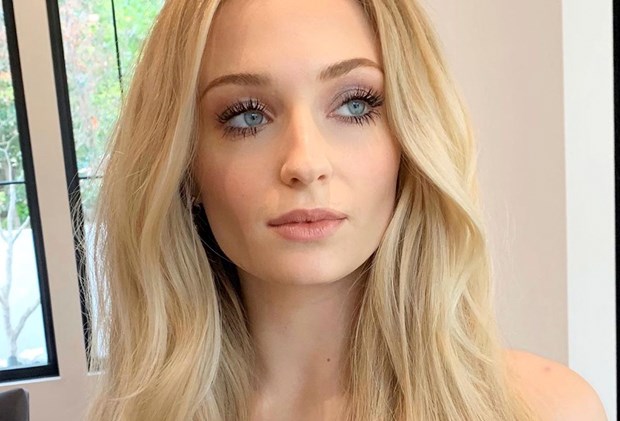 How to Get Sophie Turner's MET Gala Glitter Hair – Filter Famous