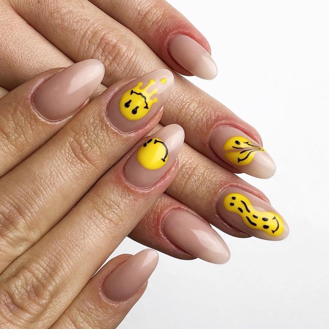 How to Paint Smiley Face Nails