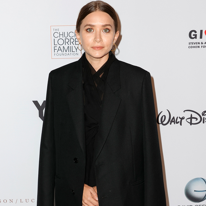 A Look Back On Ashley Olsen's Best Beauty Looks | BEAUTY/crew