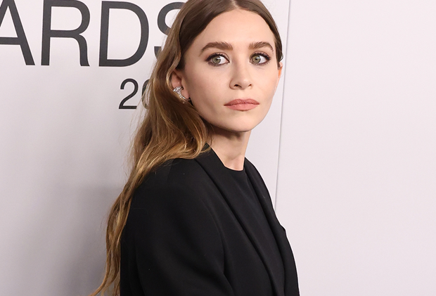 A Look Back On Ashley Olsen's Best Beauty Looks | BEAUTY/crew