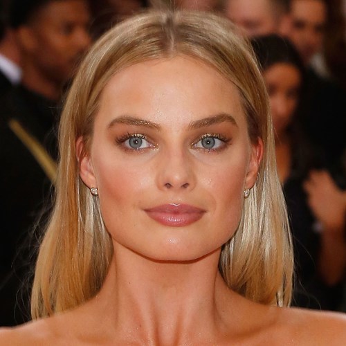 Margot Robbie’s Best Beauty Looks | BEAUTY/crew